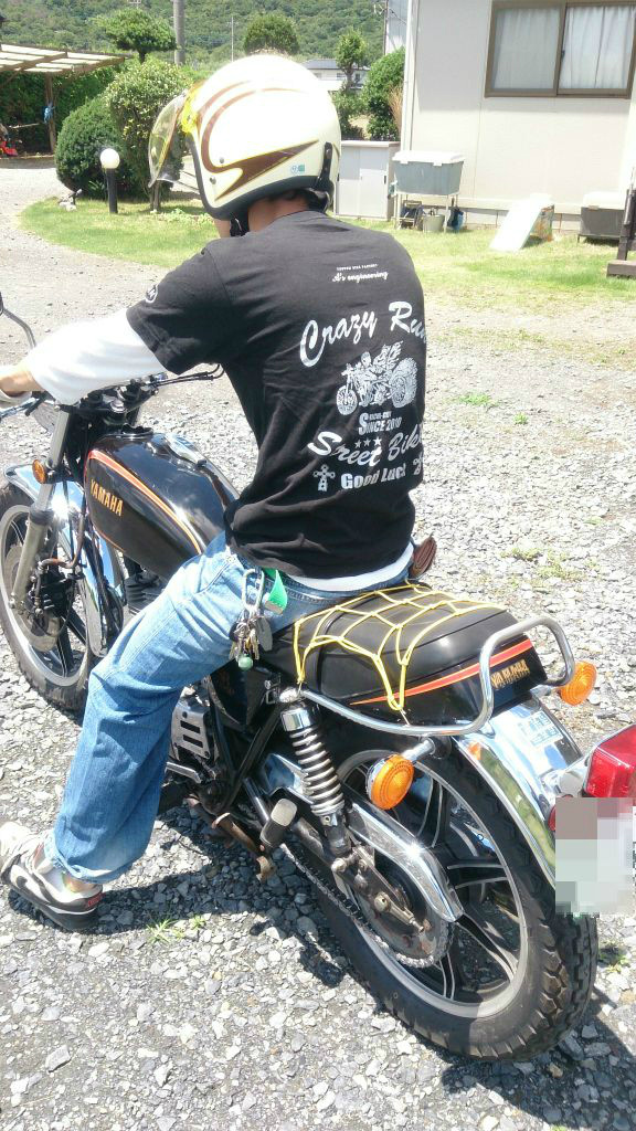 Tシャツ