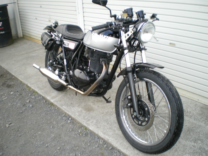 カワサキ 250TR　セパハン仕様　ロッカースタイル