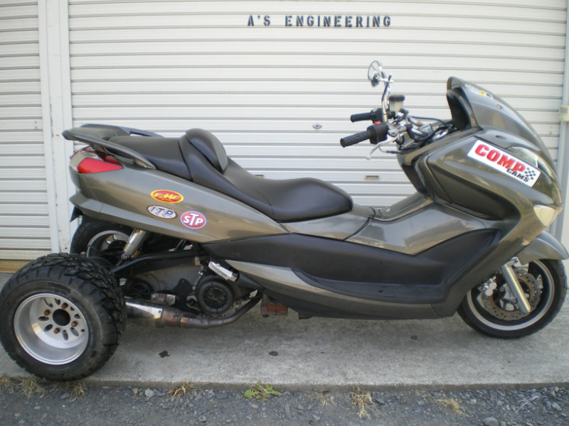 BIGスクータートライク２５０CC　