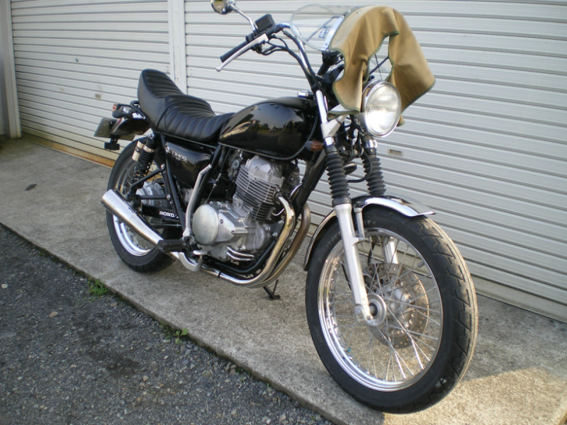 ホンダ　CB400SS