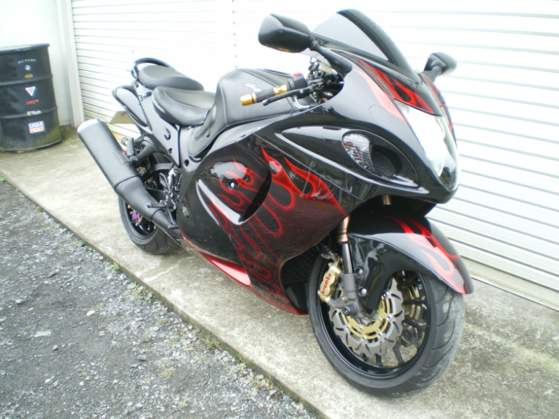 スズキ　GSX1300R 隼